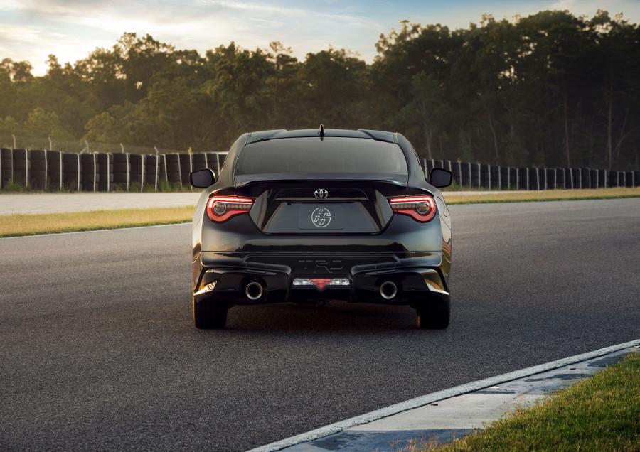  Toyota GT 86 TRD Special Edition 2018 года  (NA) (фото 31 из 40)